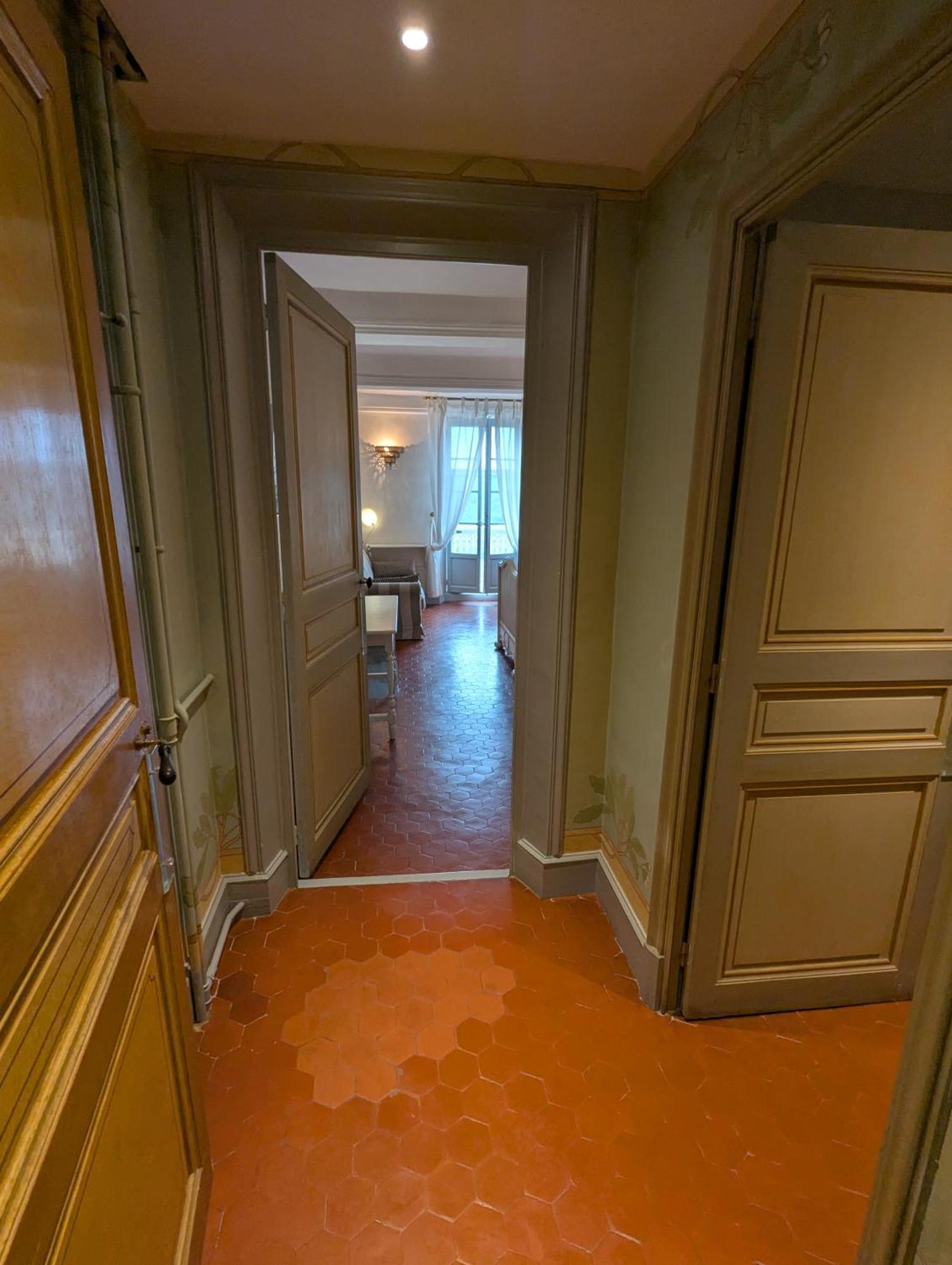 Bed and Breakfast Les Chapeliers Claviers Экстерьер фото