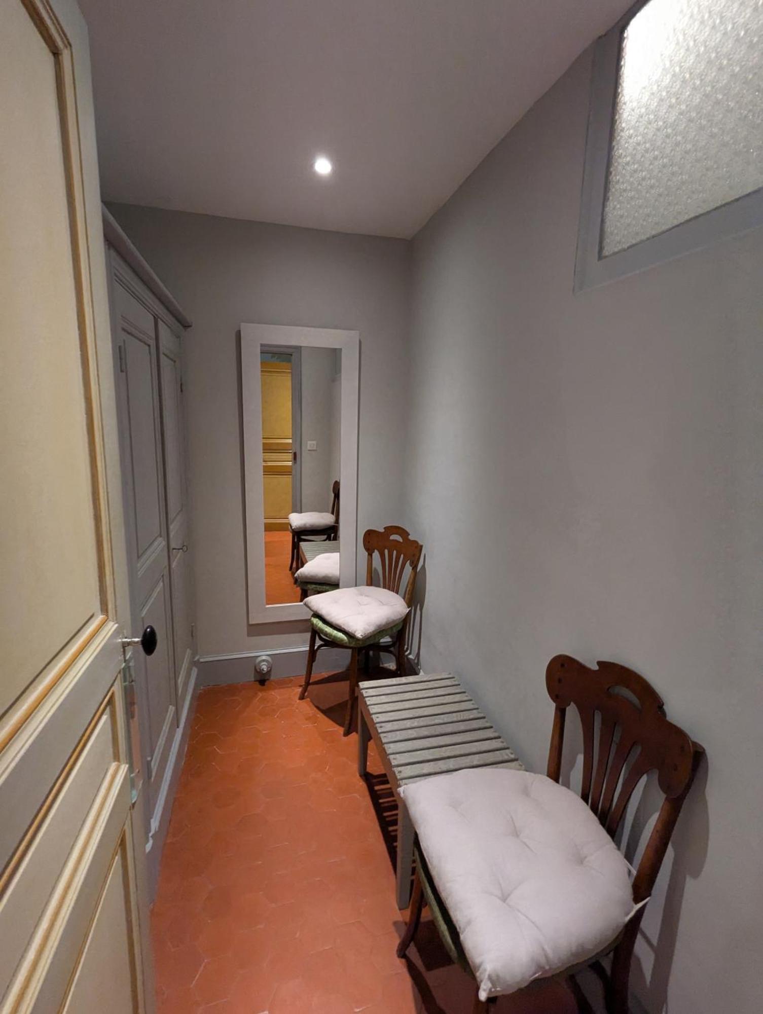 Bed and Breakfast Les Chapeliers Claviers Экстерьер фото