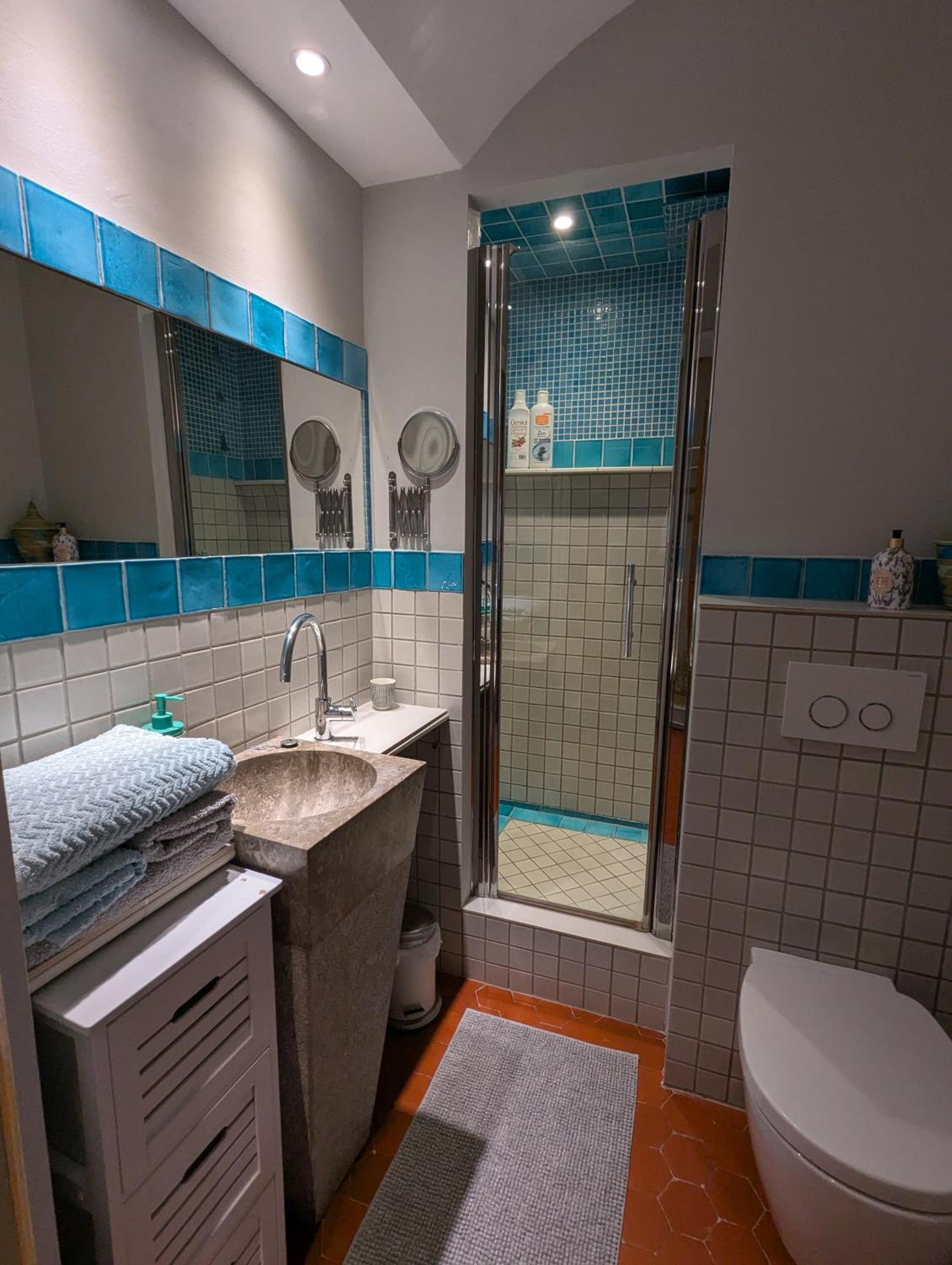 Bed and Breakfast Les Chapeliers Claviers Экстерьер фото